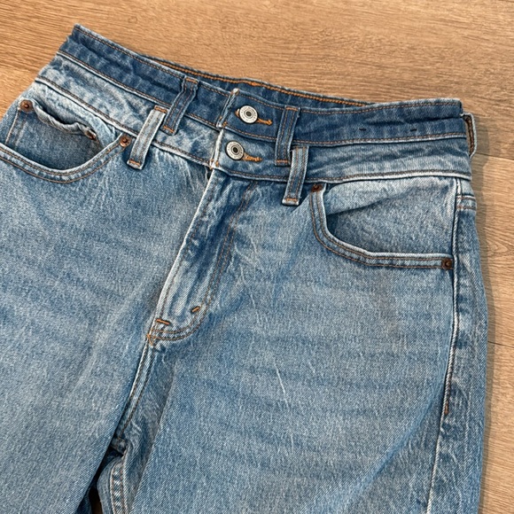 Abercrombie & Fitch Curve Love HighRise 90s Relaxed Jean Med Double Waistband 27 - Picture 3 of 11